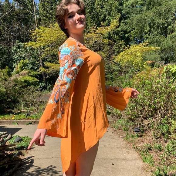 Noor Arfa Malasia Batik 100% Silk Bell Sleeve Tunic Top‎ Festival Boho - Picture 3 of 10